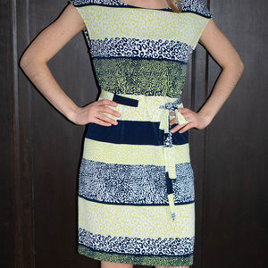 BR  green and navy patterned dress